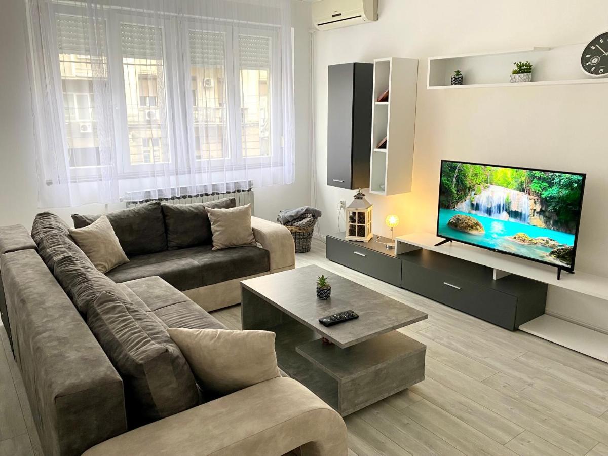 Ferienwohnung Grand Royal Belgrad Exterior foto