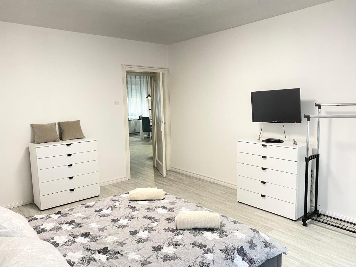 Ferienwohnung Grand Royal Belgrad Exterior foto