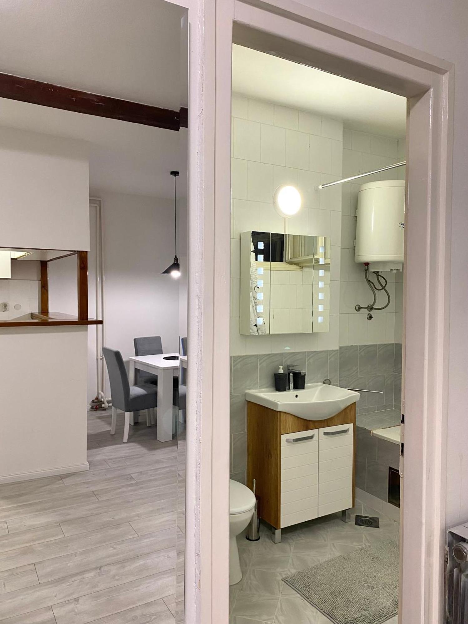 Ferienwohnung Grand Royal Belgrad Zimmer foto