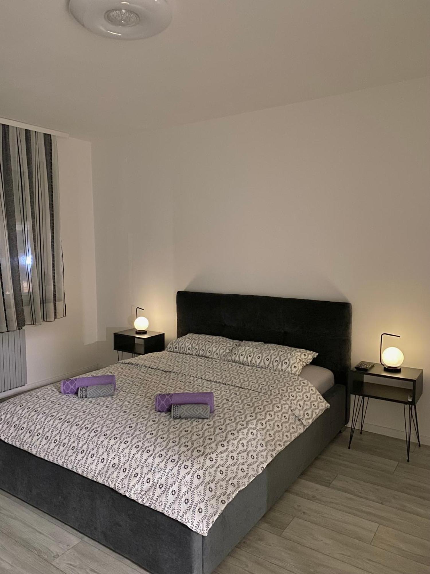 Ferienwohnung Grand Royal Belgrad Zimmer foto